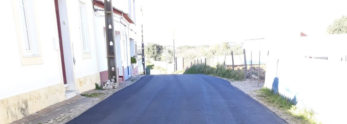 Aldeias de Montoito: Câmara Municipal de Redondo conclui requalificação do pavimento na via p�...