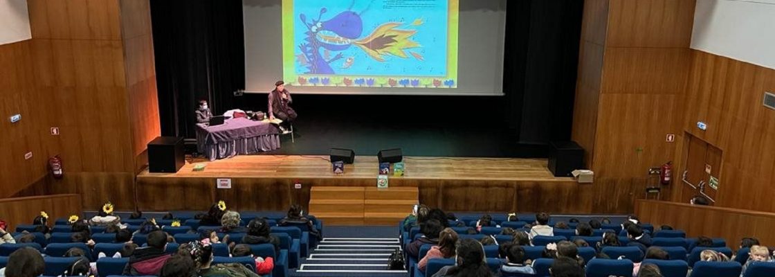 Pedro Jardim contou histórias no CCR – Veja o vídeo