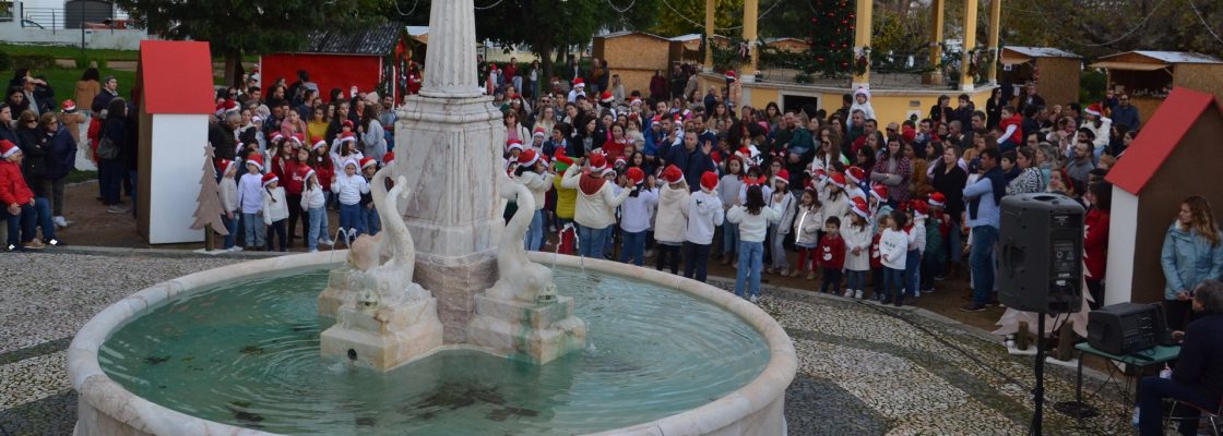 “O Natal é Aqui!” juntou o melhor de dois mundos: a magia da quadra e as vozes dos m...